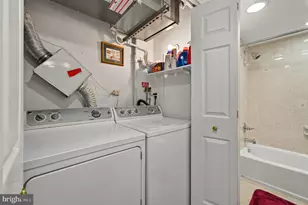 21336 Valley Forge Cir, King of Prussia, PA 19406 - Photo 27