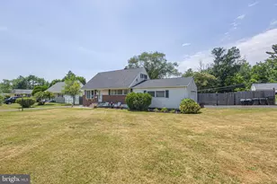 702 Burbridge Rd, Hatboro, PA 19040 - Photo 5