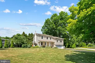 1674 Ft Washington Ave, Ambler, PA 19002 - Photo 3