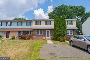418 Jackson St, Pennsburg, PA 18073 - Photo 3