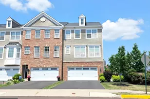 301 W Hamlin Ave, Telford, PA 18969 - Photo 1