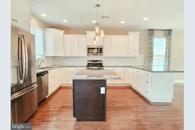 301 W Hamlin Avenue, Telford, PA 18969 - Photo 3