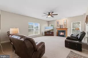 2051 Lockerbie Rd, Schwenksville, PA 19473 - Photo 25