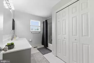 2051 Lockerbie Rd, Schwenksville, PA 19473 - Photo 41
