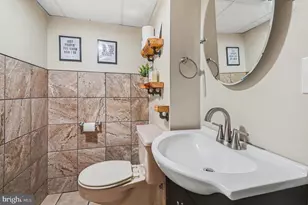613 Lisa Rd, Norristown, PA 19401 - Photo 29
