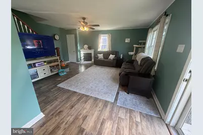 335 Forest Avenue, Willow Grove, PA 19090 - Photo 5