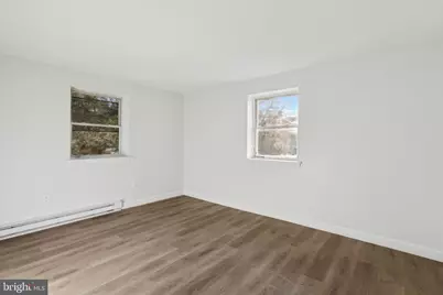 329 Buttonwood Street #D, Norristown, PA 19401 - Photo 9