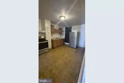 34 E Chestnut Street, Norristown, PA 19401 - Photo 3
