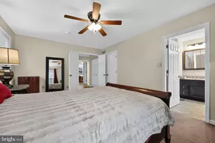 88 Village Dr, Schwenksville, PA 19473 - Photo 15