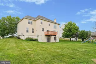 6003 Shady Wood Cir, Collegeville, PA 19426 - Photo 5