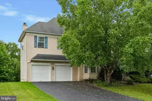 6003 Shady Wood Cir, Collegeville, PA 19426 - Photo 3