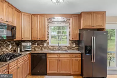 947 Dogwood Court, Pottstown, PA 19464 - Photo 9