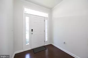 253 Fairfield Cir W, Royersford, PA 19468 - Photo 5