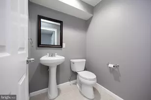 253 Fairfield Cir W, Royersford, PA 19468 - Photo 19