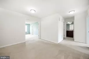 253 Fairfield Cir W, Royersford, PA 19468 - Photo 25