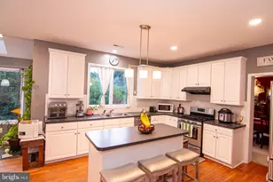 1410 Merlin Cir, Audubon, PA 19403 - Photo 9