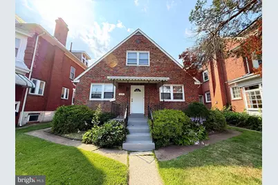 633 Noble Street, Norristown, PA 19401 - Photo 1