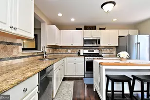 64 Hunt Club Dr, Collegeville, PA 19426 - Photo 9