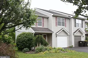 121 Anjou Ct, Telford, PA 18969 - Photo 3