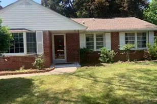 439 E Chestnut St, Souderton, PA 18964 - Photo 1