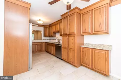 108 Susan Constant Court #8, Norristown, PA 19401 - Photo 5