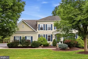 637 Chatsworth Dr, Ambler, PA 19002 - Photo 1