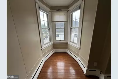 356 N Charlotte Street #2B, Pottstown, PA 19464 - Photo 5