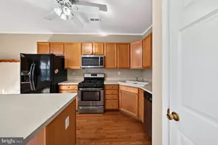 53 Cricket Dr, Conshohocken, PA 19428 - Photo 17