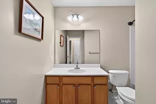 53 Cricket Dr, Conshohocken, PA 19428 - Photo 37