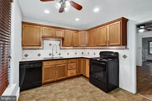 1137 South St, Pottstown, PA 19464 - Photo 15