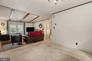 1014 Cherrywood Ct, North Wales, PA 19454 - Photo 7