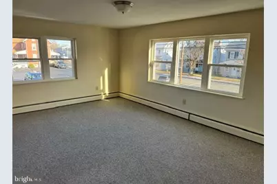 859 Main Street, Pennsburg, PA 18073 - Photo 5