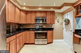 22 Fitzwatertown Rd, Willow Grove, PA 19090 - Photo 15