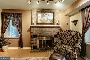 22 Fitzwatertown Rd, Willow Grove, PA 19090 - Photo 7