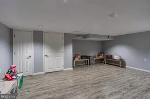 22 Fitzwatertown Rd, Willow Grove, PA 19090 - Photo 31