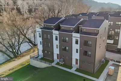 956 Riverplace Drive #56, Conshohocken, PA 19428 - Photo 1