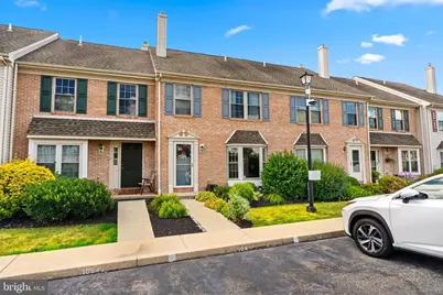 104 Hollytree Court, Pottstown, PA 19464 - Photo 3