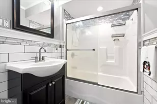 613 W Race St, Stowe, PA 19464 - Photo 7