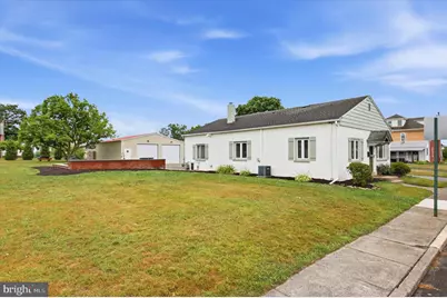 613 W Race Street, Stowe, PA 19464 - Photo 13