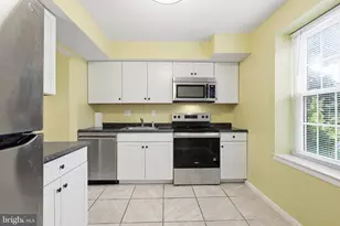 104 Hopkins Ct, North Wales, PA 19454 - Photo 7