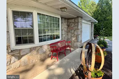 68 Bards Way, Pottstown, PA 19464 - Photo 5