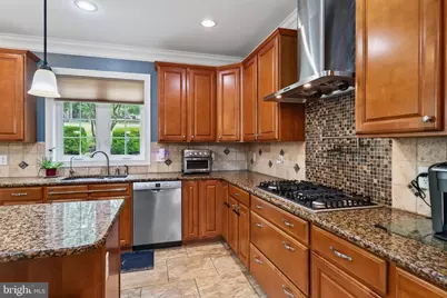 121 Pinetown Road, Norristown, PA 19403 - Photo 17