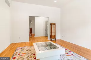481 Red Oak Dr, Elkins Park, PA 19027 - Photo 9