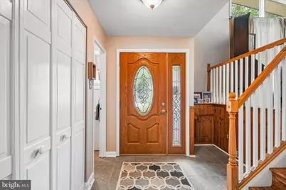 27 Camelot Drive, Plymouth Meeting, PA 19462 - Photo 3