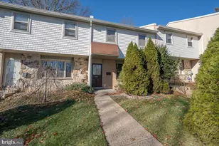 403 Woodside Cir, Dresher, PA 19025 - Photo 1