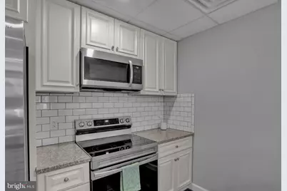 933 N Hanover Street #1ST FL, Pottstown, PA 19464 - Photo 5