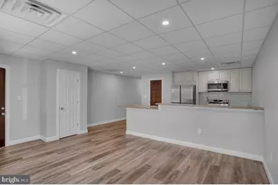 933 N Hanover Street #1ST FL, Pottstown, PA 19464 - Photo 3