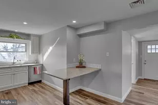933 N Hanover St, Pottstown, PA 19464 - Photo 3