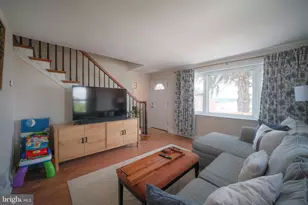 808 Bush St, Bridgeport, PA 19405 - Photo 15