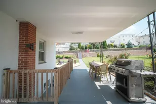 808 Bush St, Bridgeport, PA 19405 - Photo 31
